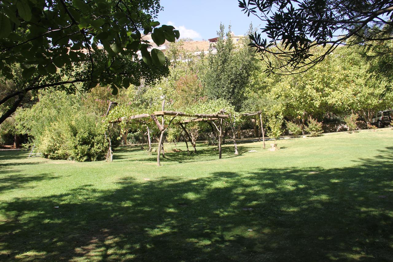 Domaine De Chouchene Hotel Sahrat al Qashsh Exterior photo